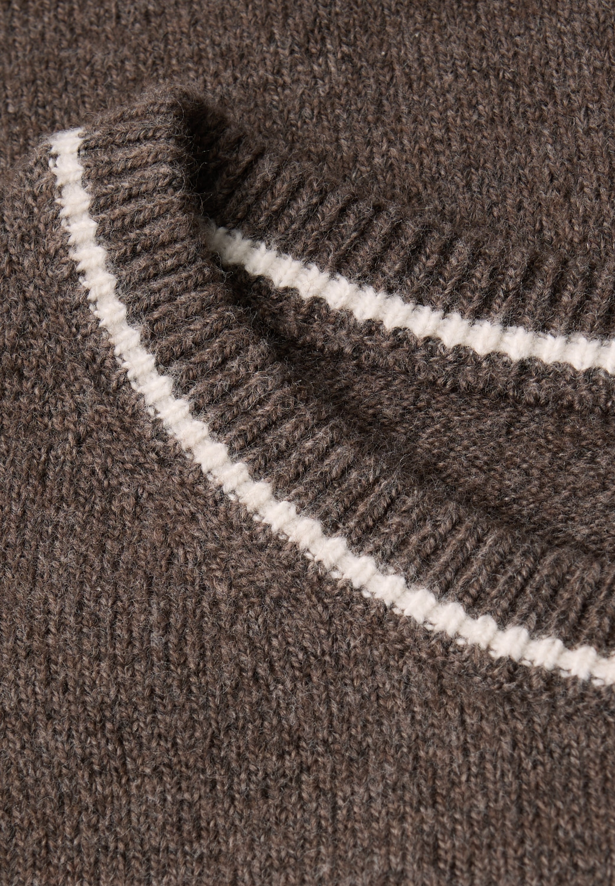 STREET ONE Kurzarmpullover , Strick-Optik, mit Kontrastdetail