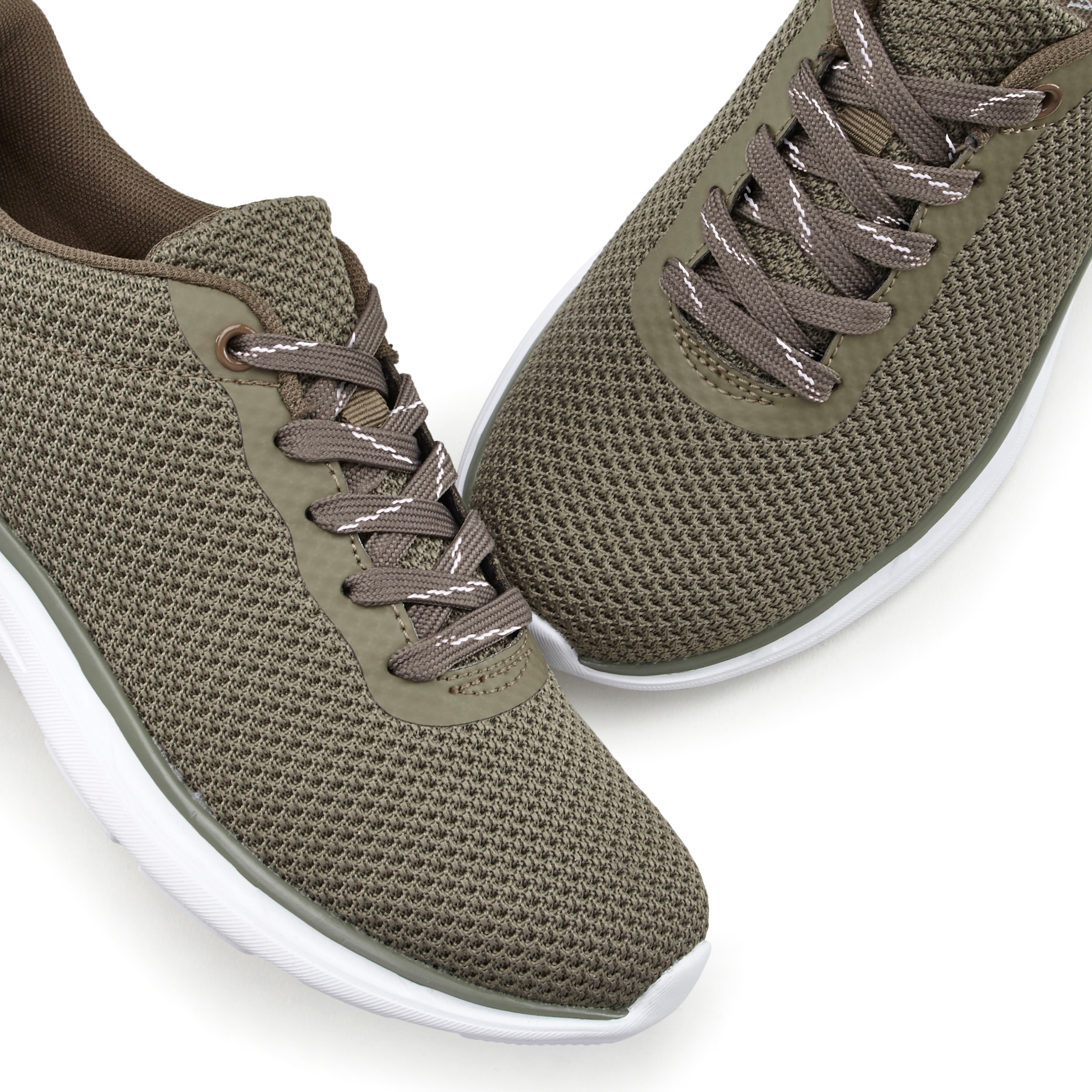 LASCANA Sneaker  Schnürhalbschuh, Halbschuh, Freizeitschuh ultraleicht VEGAN