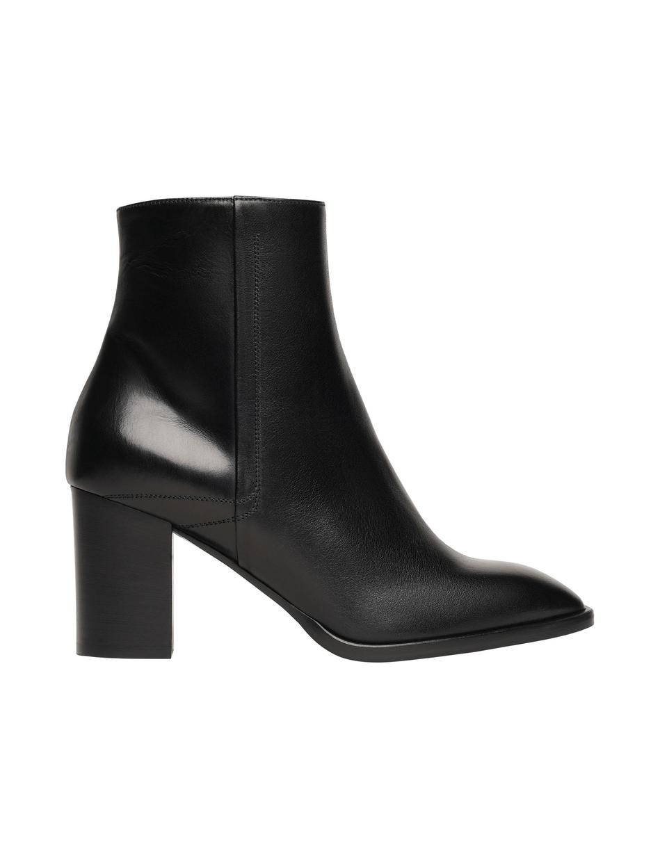 BOOTS MIA AB