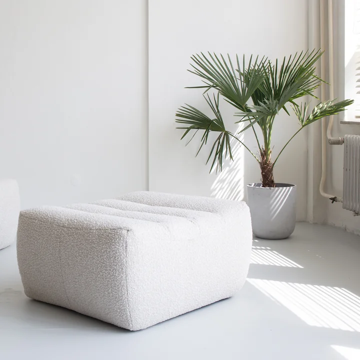 Studio Zondag - Louis Pouf, ocker