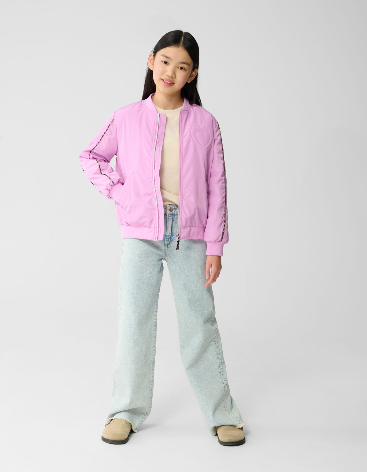 Studs Wide Leg Fit Jeans Bleached