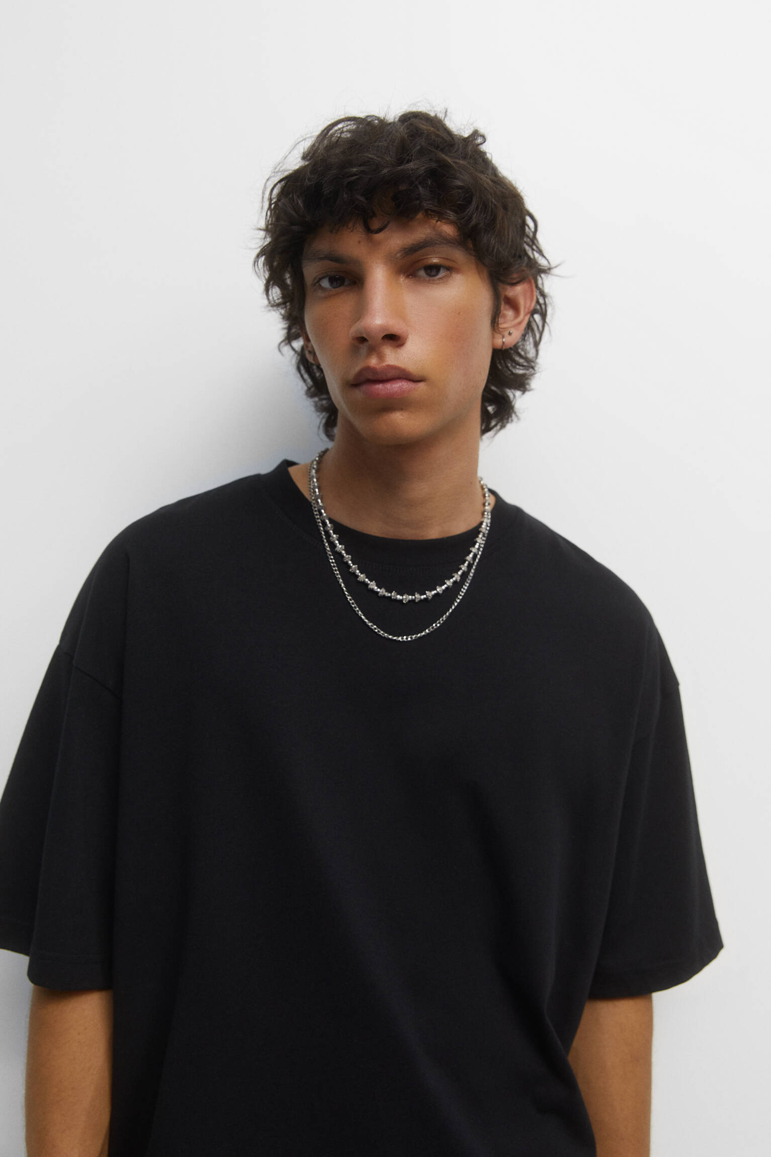 CAMISETA OVERSIZED DE MANGA CURTA - PRETA