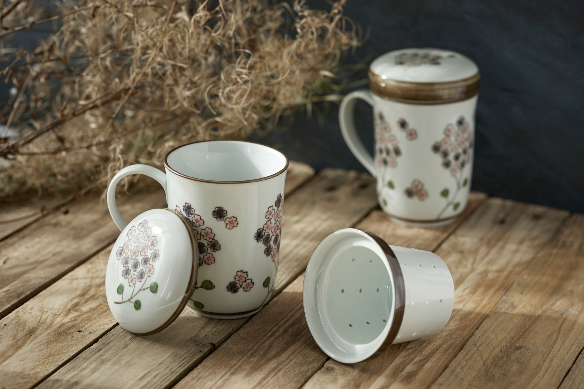 Teetasse 'Blossom' mit Teesieb, weiß/multicolor, H 13,5 cm, Ø 8,5 cm zu 12,80