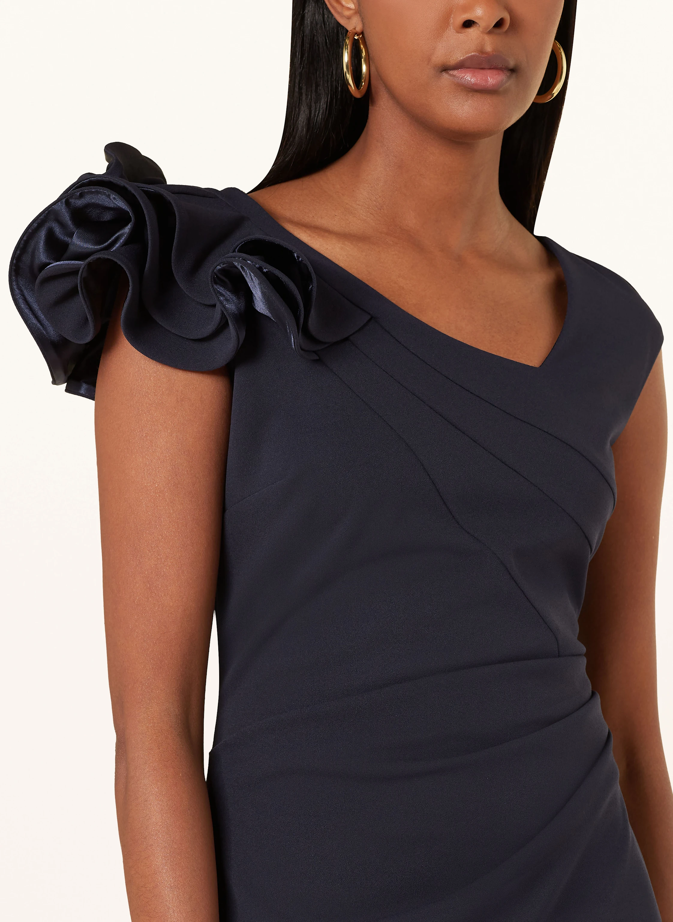 Vera Mont Abendkleid mit Volants