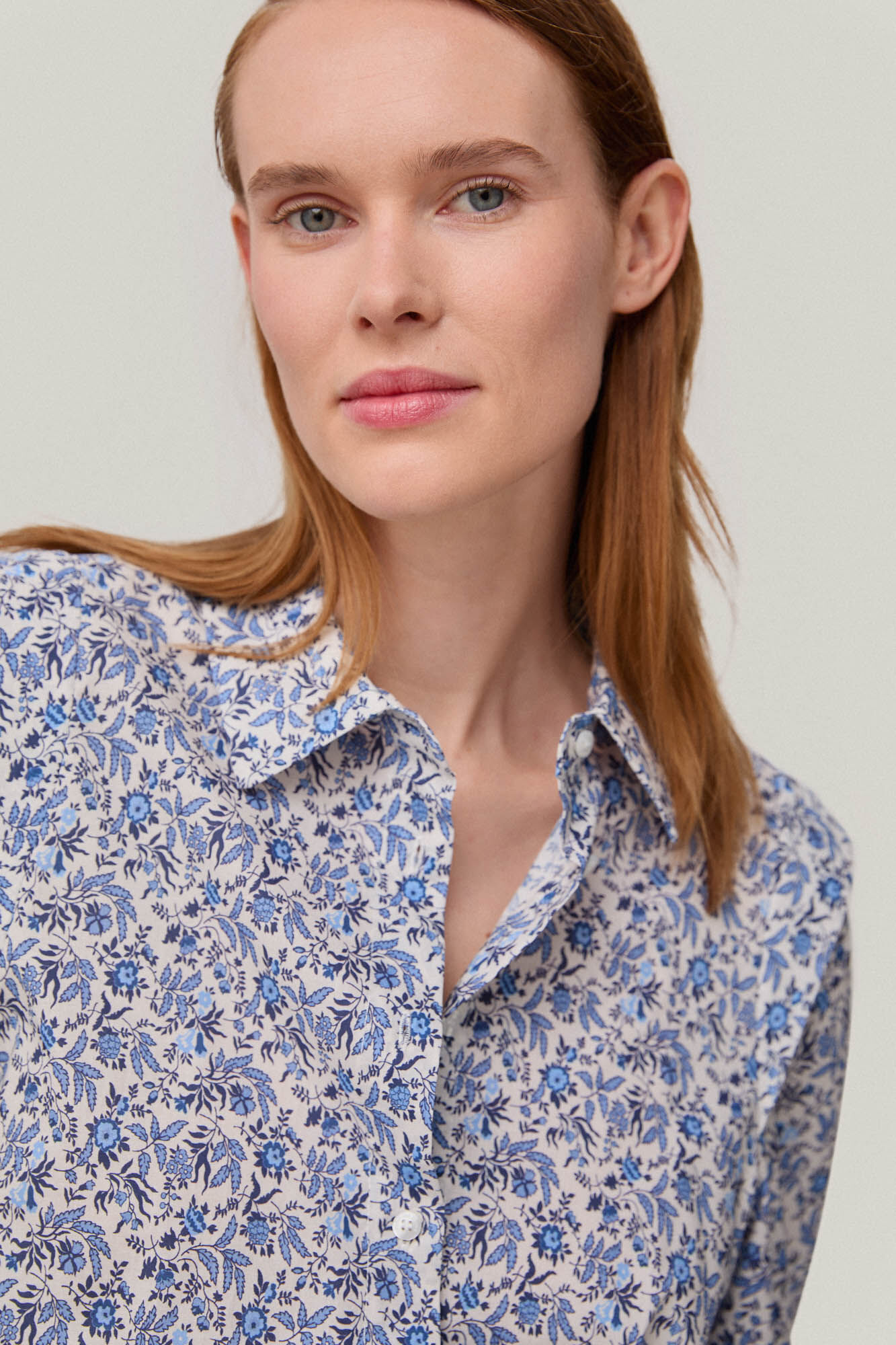 Blusa com estampa floral - Azul