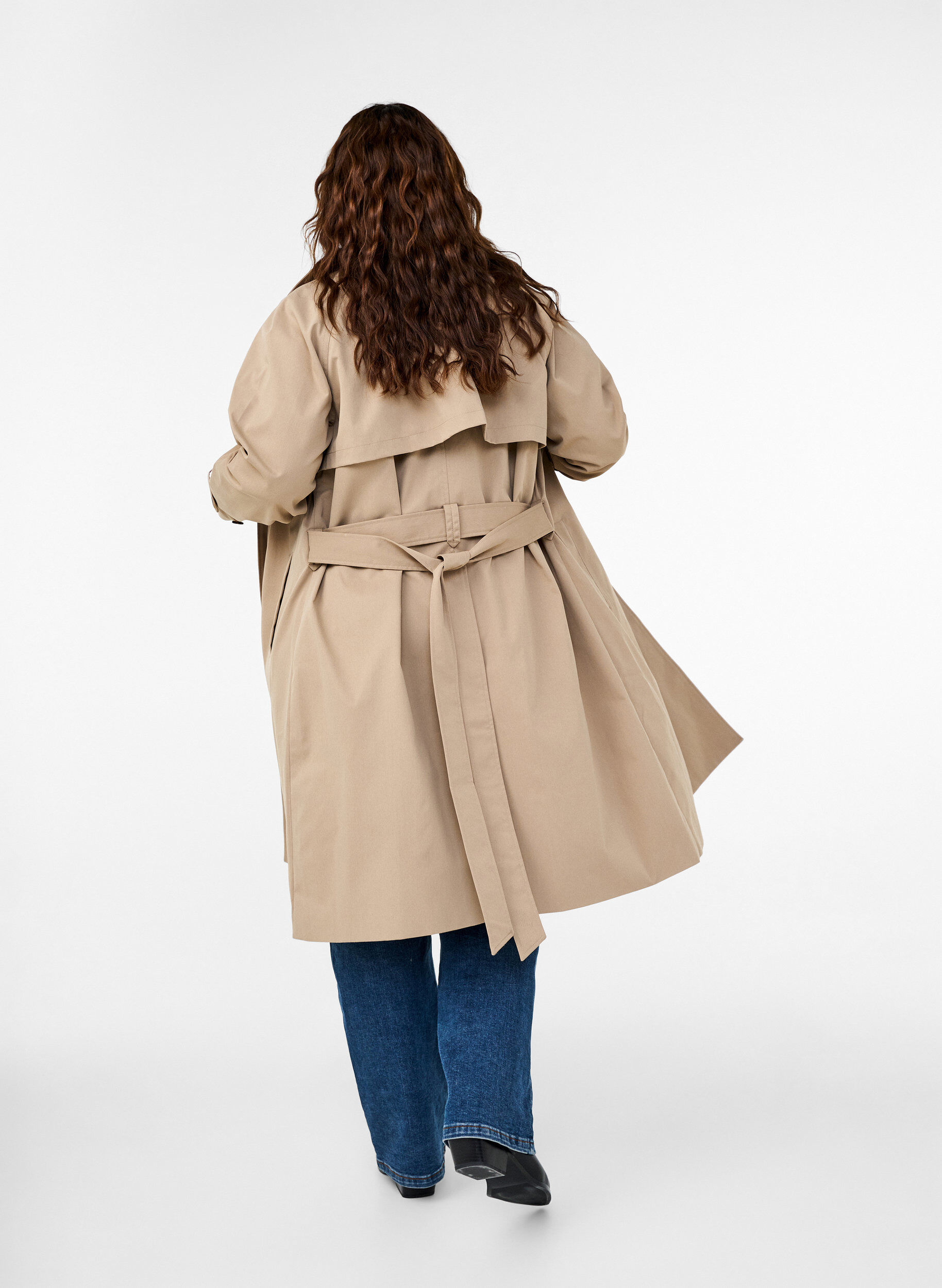 Klassisk lang trenchcoat med bælte