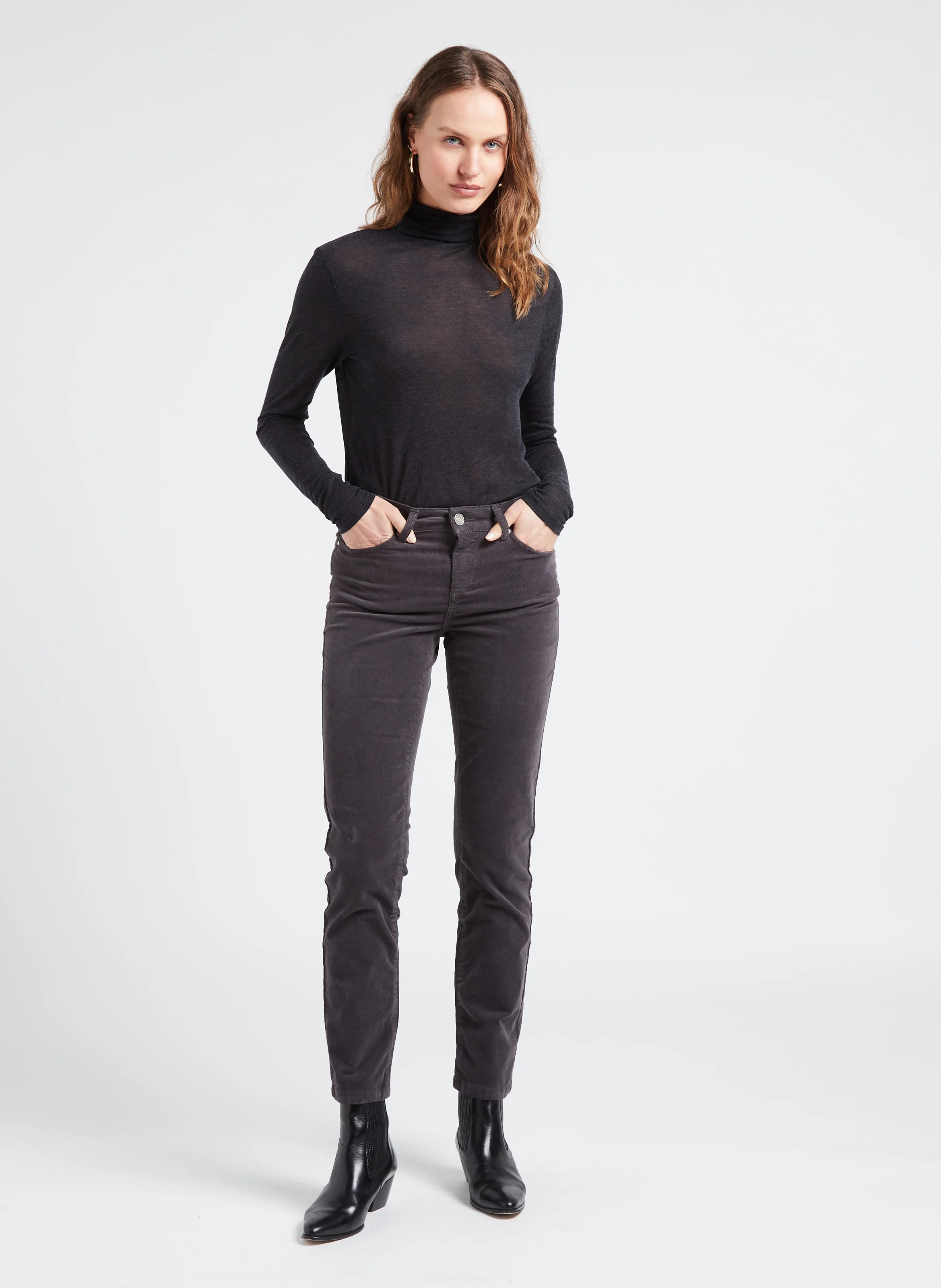 TAKILA - Tee-shirt col roulé en coton et en laine mélangés | Noir