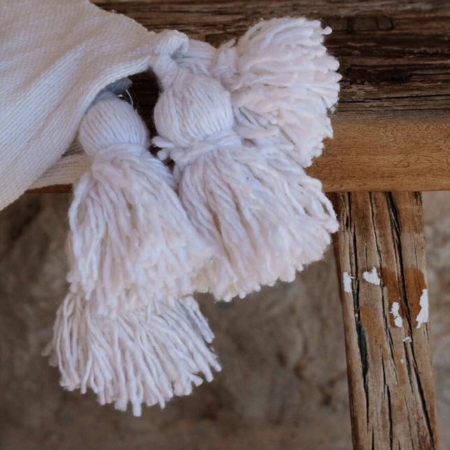Pompomblanket L ecru