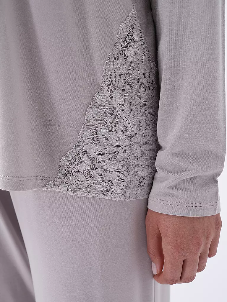 TRIUMPH Pyjama TIMELESS SENSUALITY hellgrau
