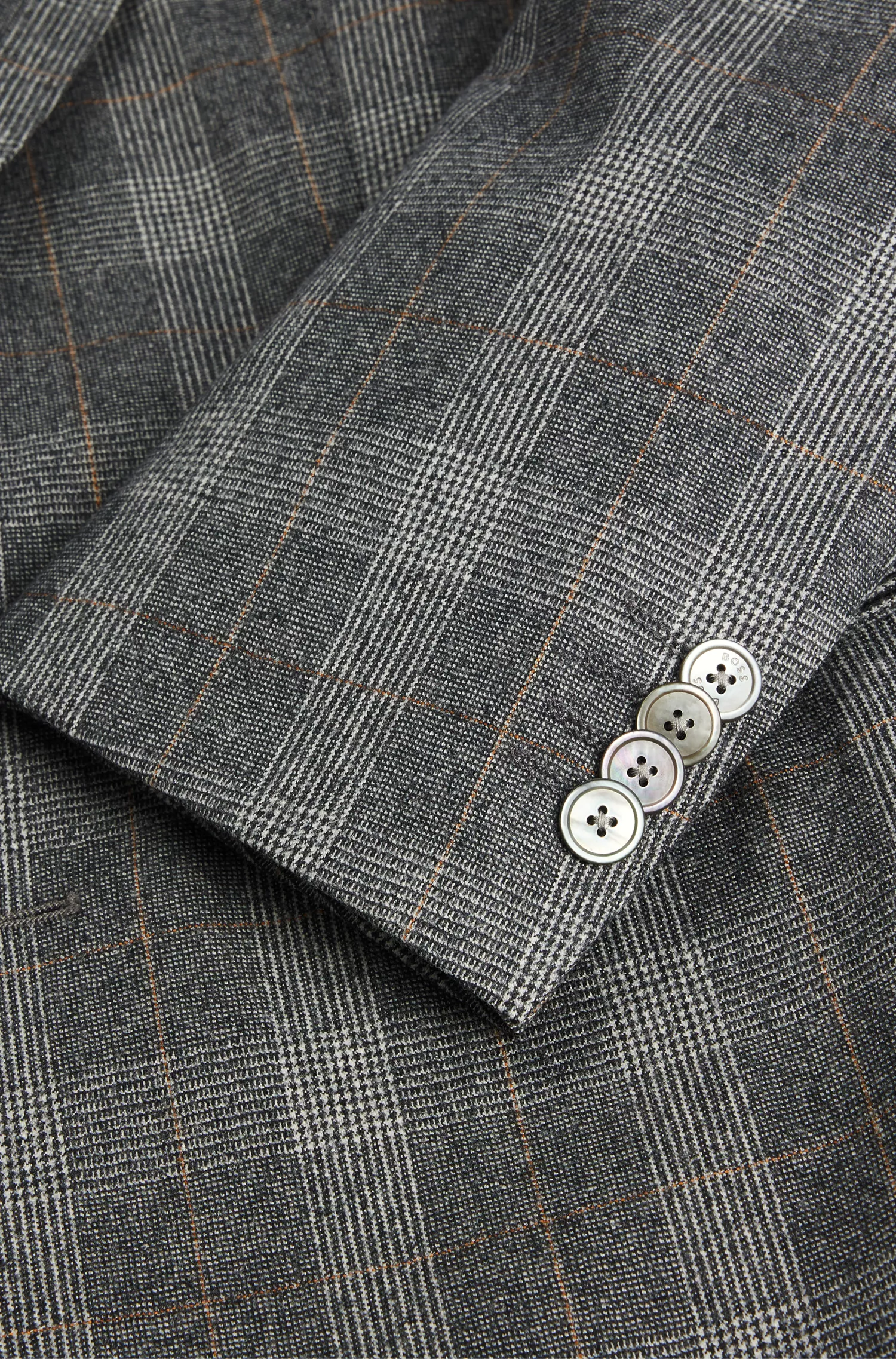 Terno BOSS preto slim fit em lã virgem xadrez.