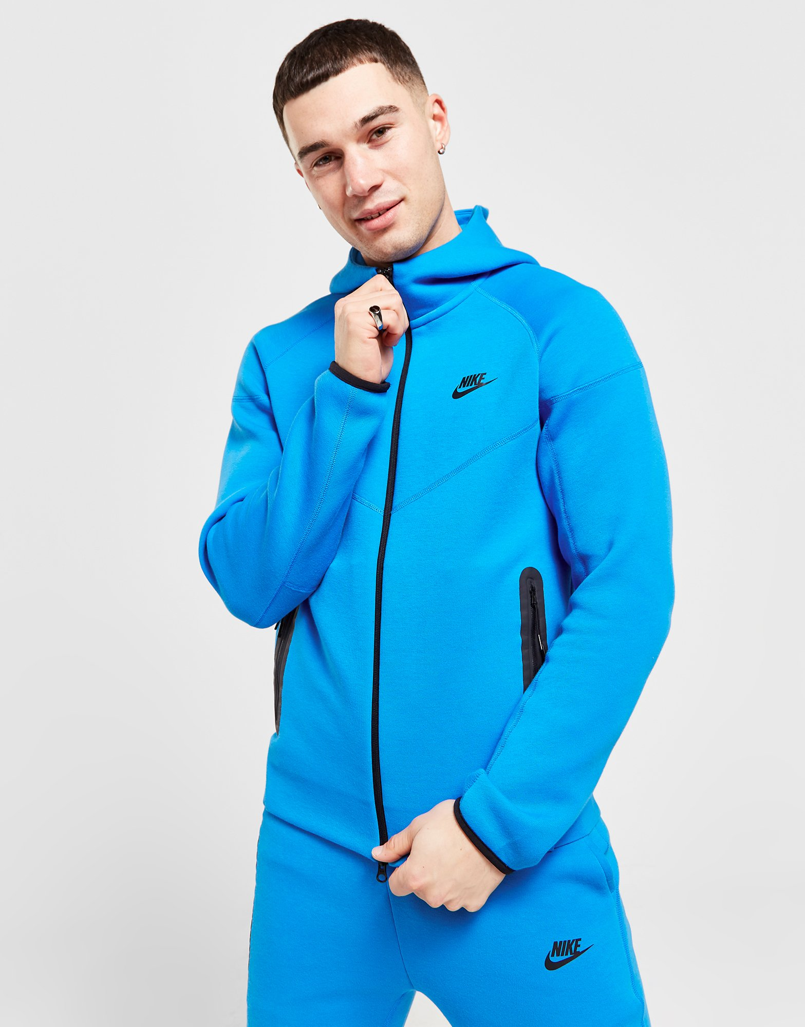 Nike Sweat à Capuche Zippé Nike Fleech Tech Homme