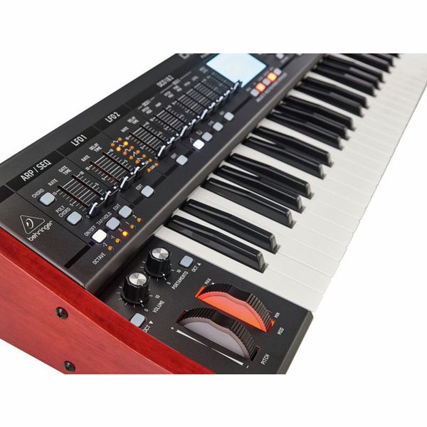 Behringer DEEPMIND12