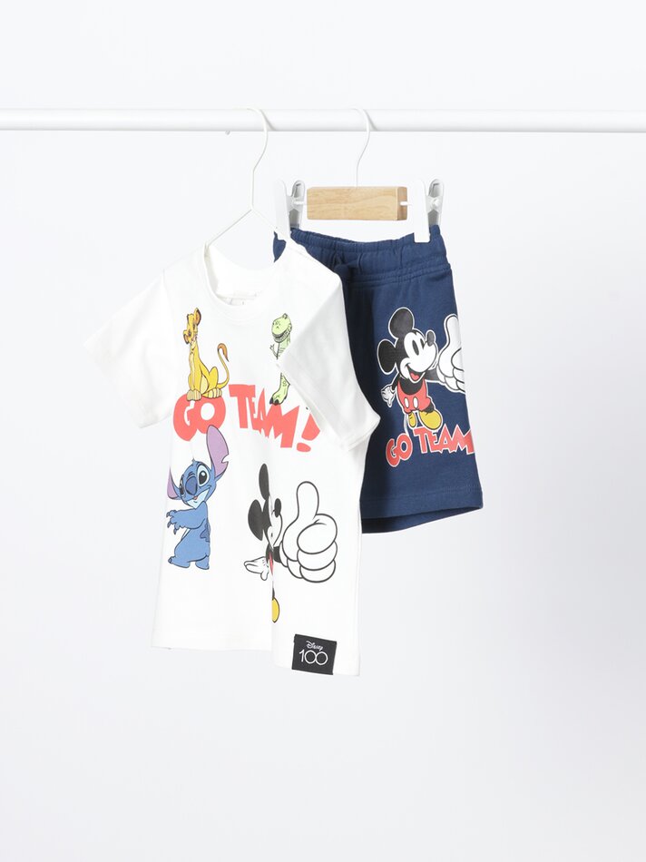 Conjunto de camiseta e shorts com personagens ©DS - Branco