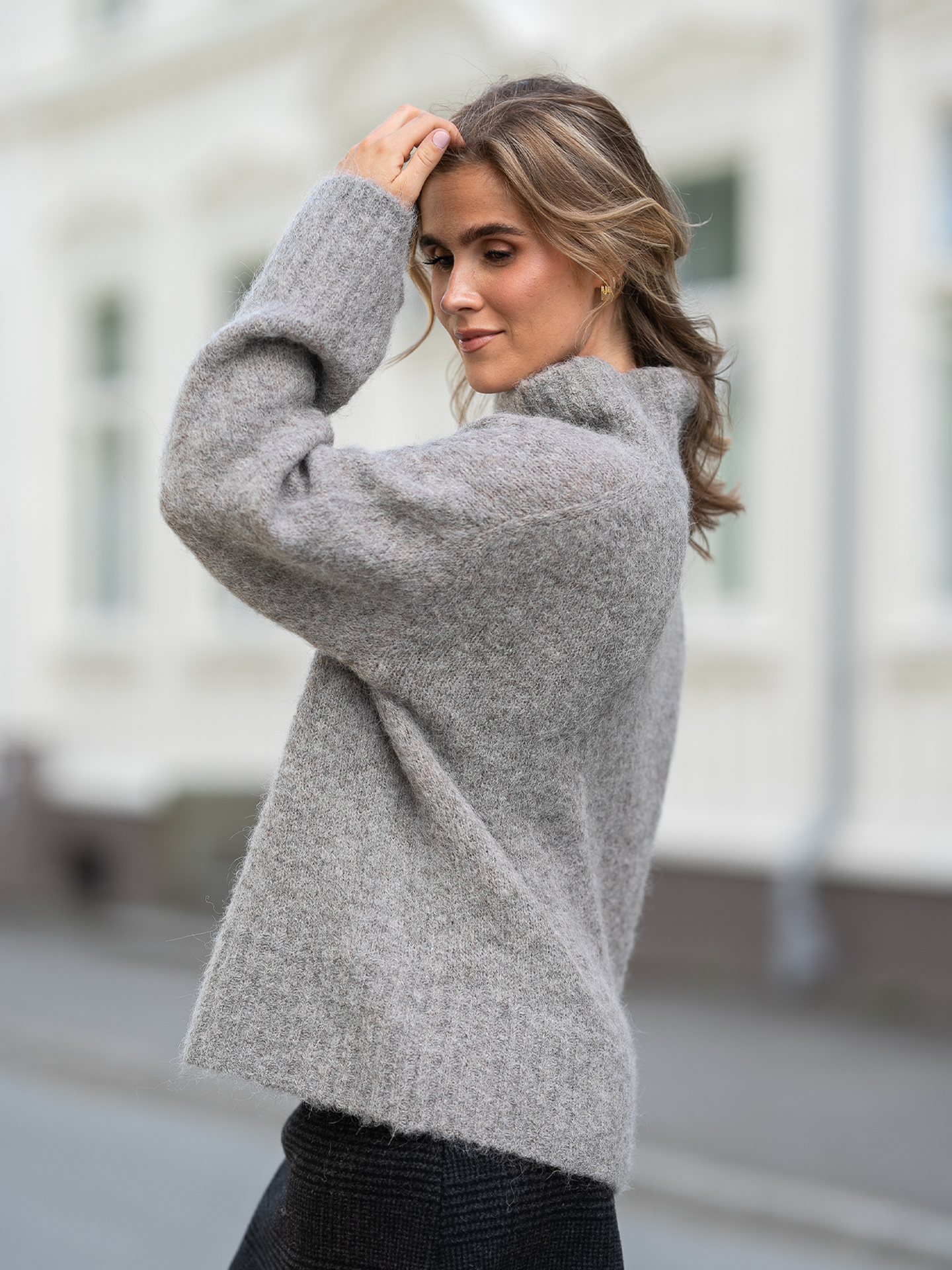 Gabella Long Sleeve Knit High-Neck