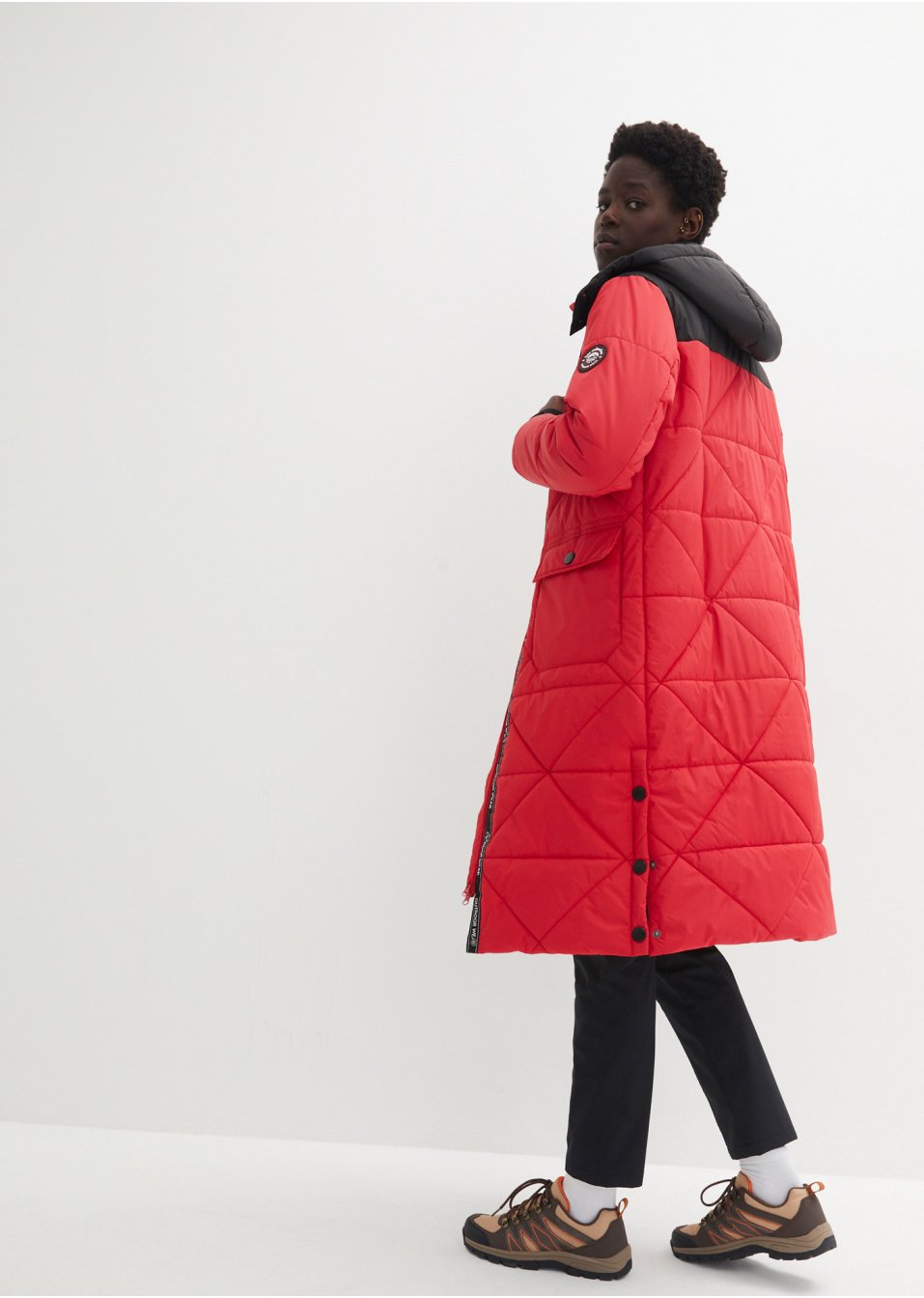 Manteau outdoor imperméable avec boutons sur le côté