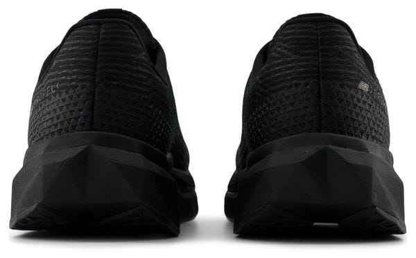 Chaussures Running New Balance FuelCell Propel v5 Noir Homme
