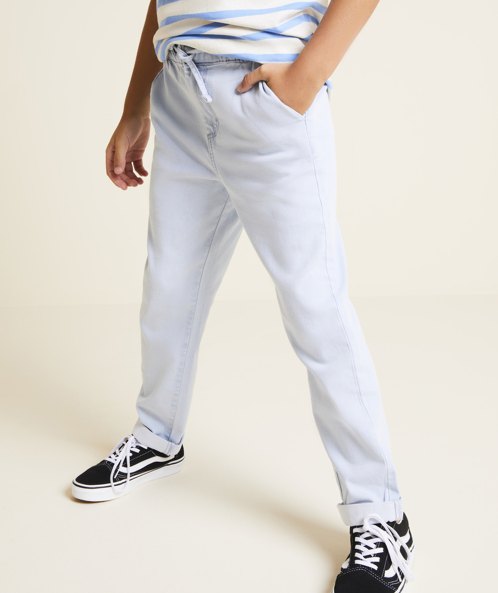 pantalon relaxed garçon en denim low impact clair