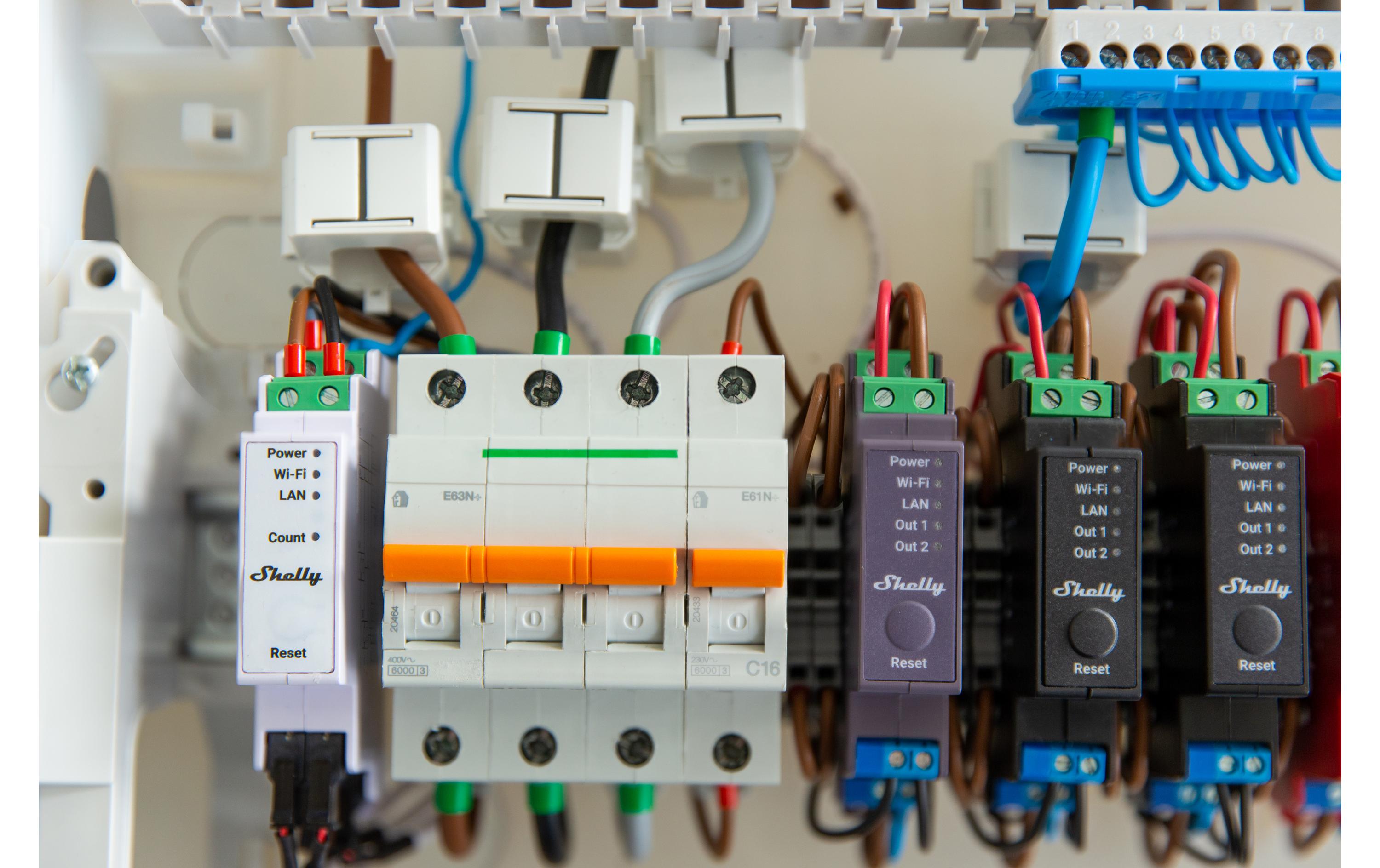 Shelly Pro 3EM Dreiphasen-Energiezähler<br>LAN und WLAN Leistungsmessgerät mit Shelly Pro AddOn Schnittstelle