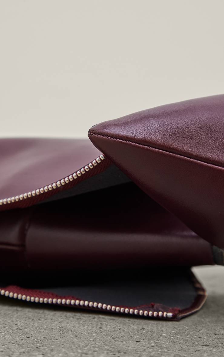 Rouge Bordeaux Bottes Hautes À Talon Compensé Coupe Large En Synthétiquecuir Avec Détail Zip Et Bout Pointu