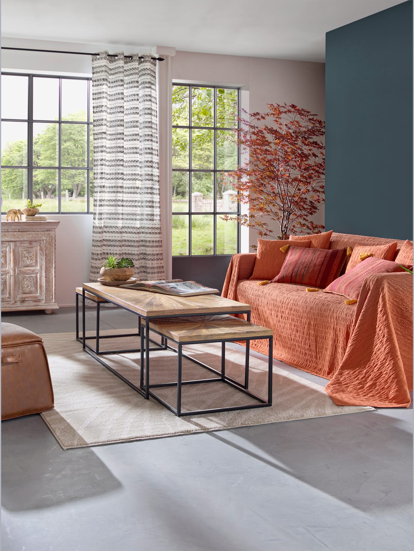 Tabouret housse aspect cuir