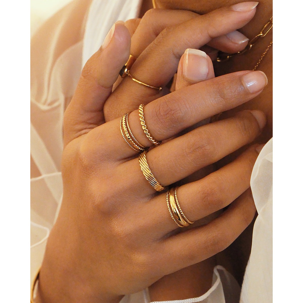 Bague ajustable accumulable dorée à l'or fin 24K INES