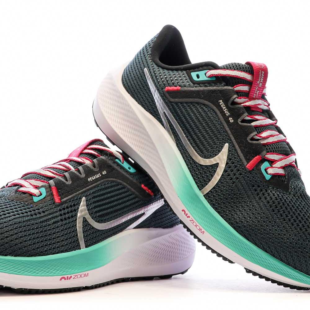 Nike Chaussures de running Noires/Blanches Femme Nike Pegasus