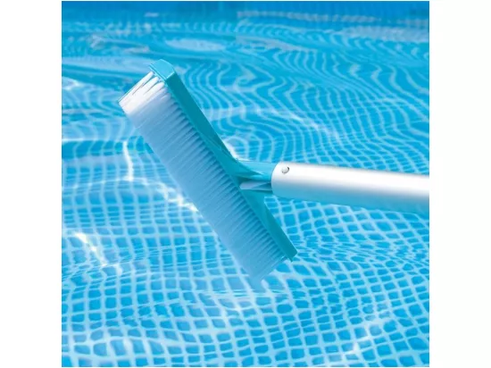 Kit d'entretien piscine luxe Vac+ Intex
