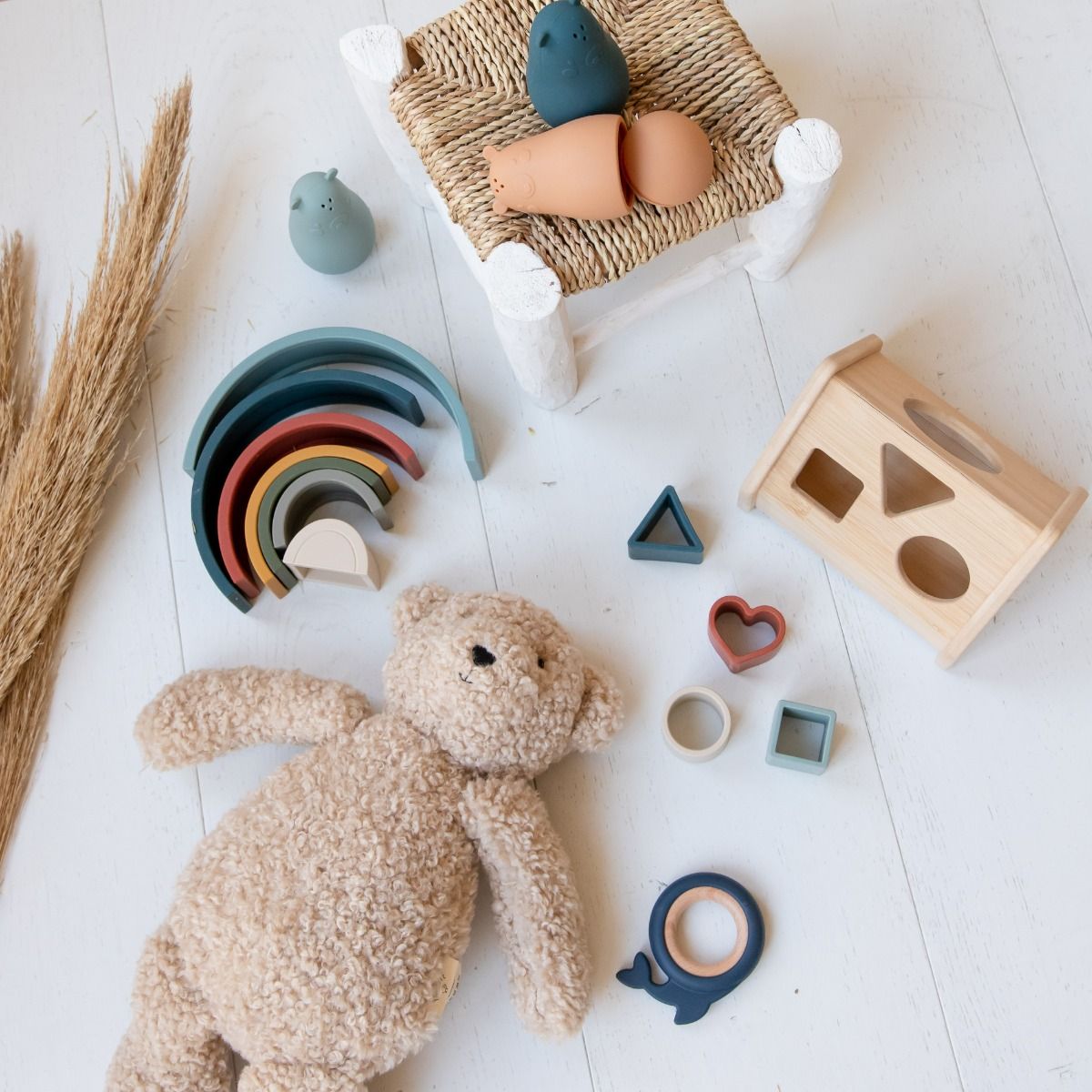 Maison à formes en bois et silicone Mercredi et Patati