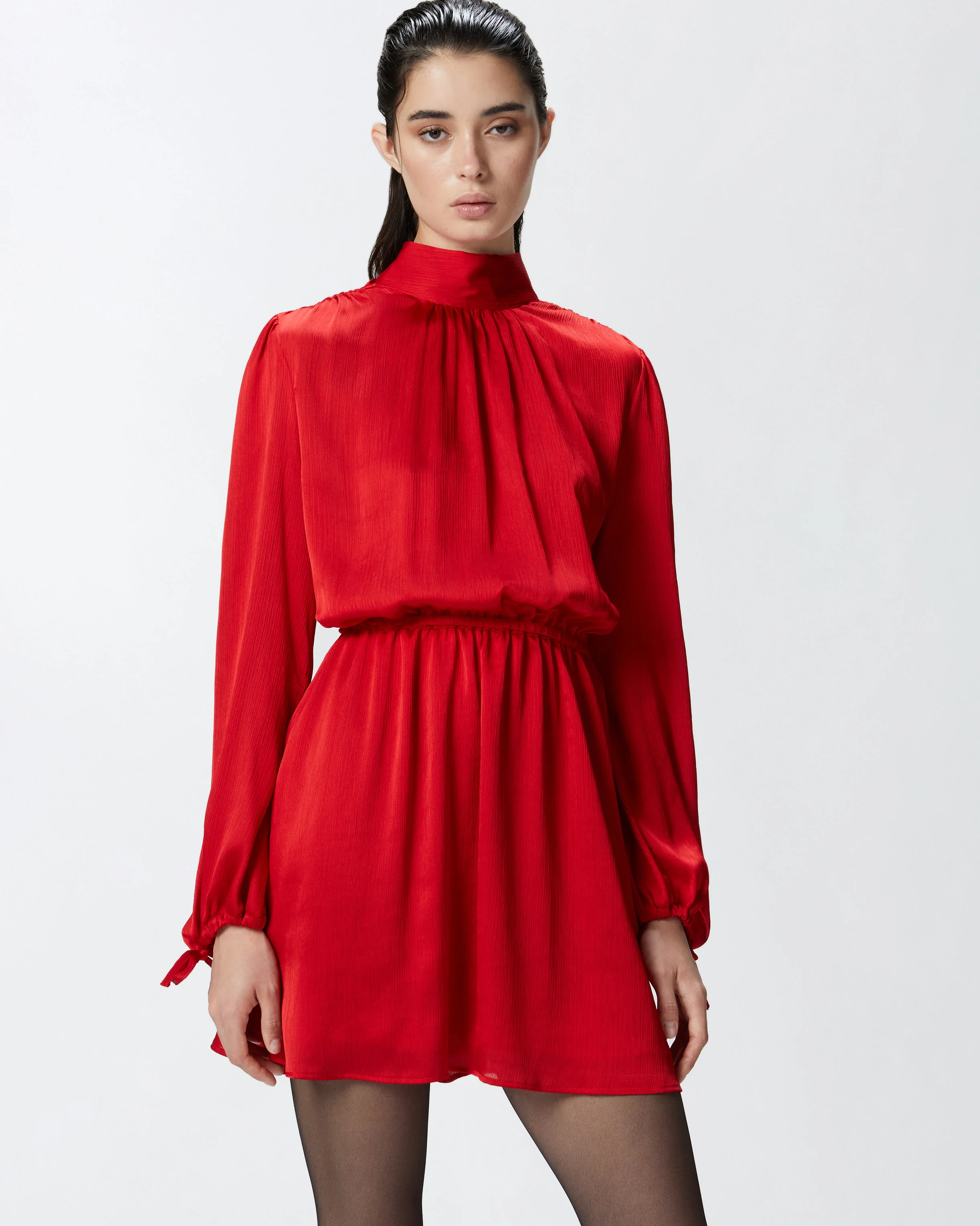 Mini-robe dos nu ondulée | Rouge