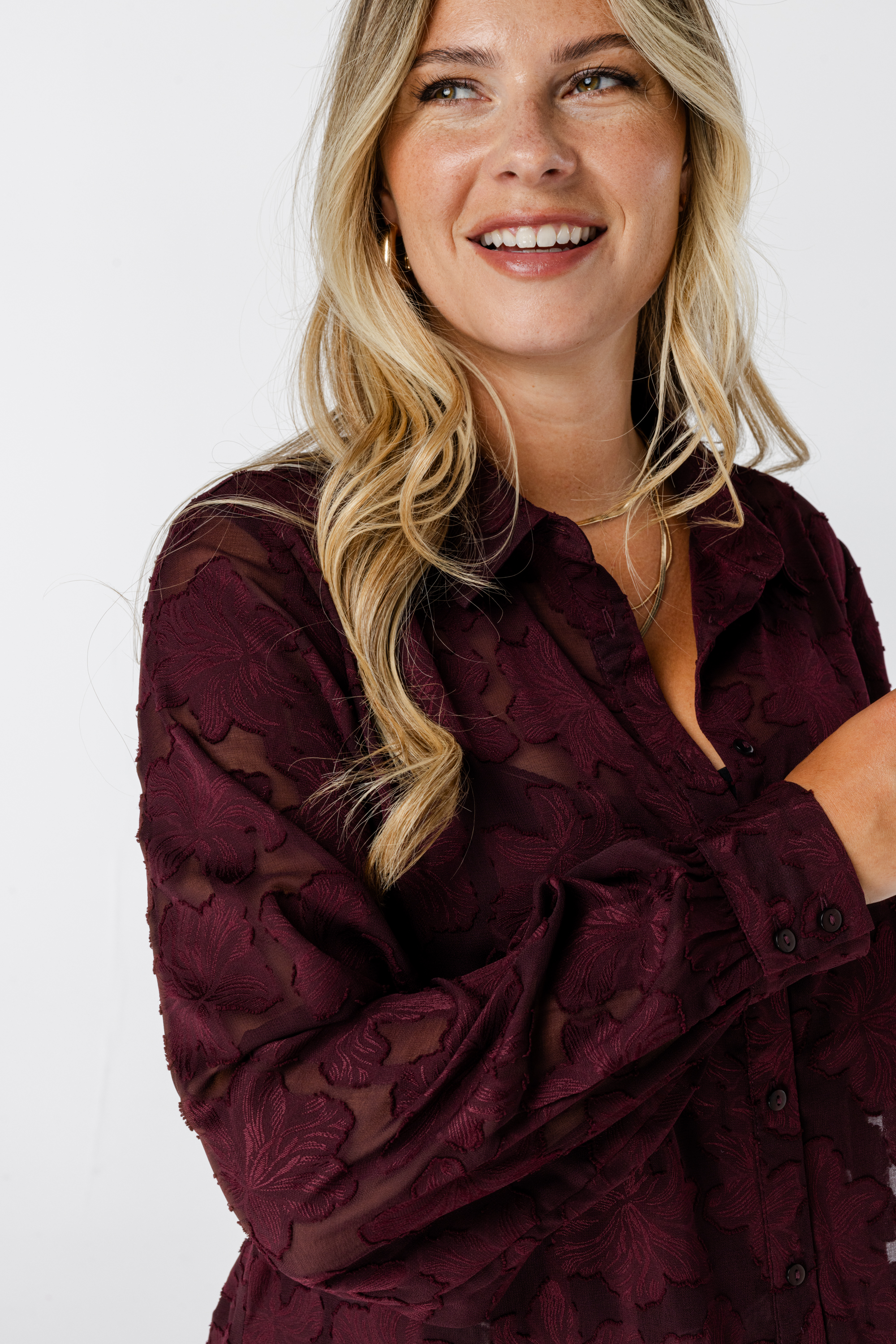 Blouse met geborduurde details Bordeaux