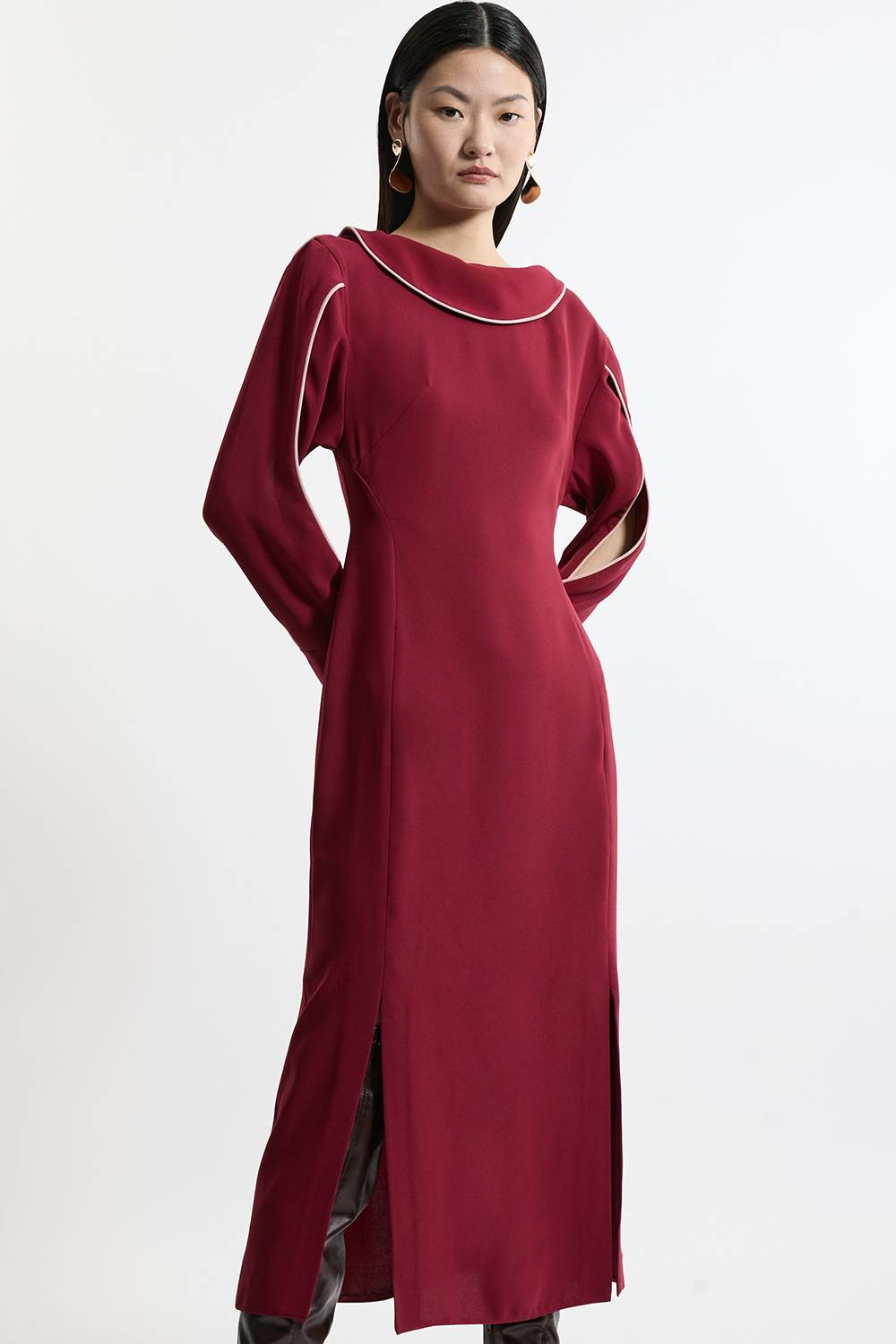 KarenMillen Robe midi à manches avec encolure drapée et détail en biais, coupe douce et ajustée