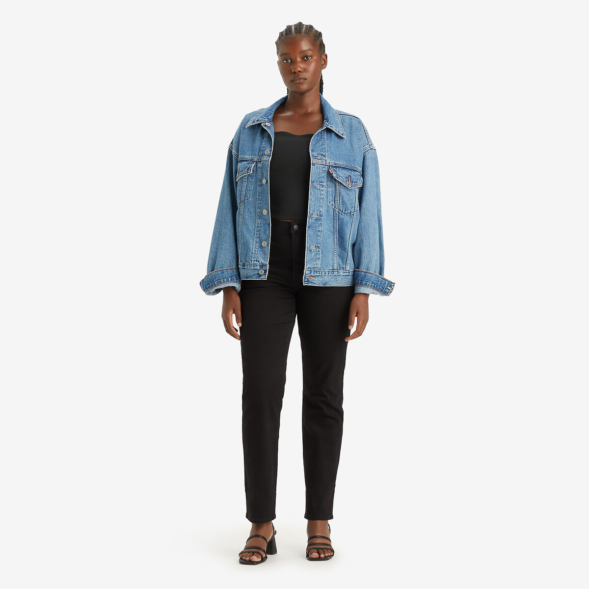 Calça jeans Levi's 724 de cintura alta e corte reto.