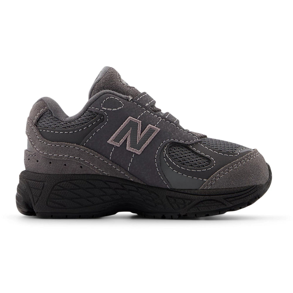 Køb New Balance Castlerock 2002 Kids Hook & Loop Sneakers