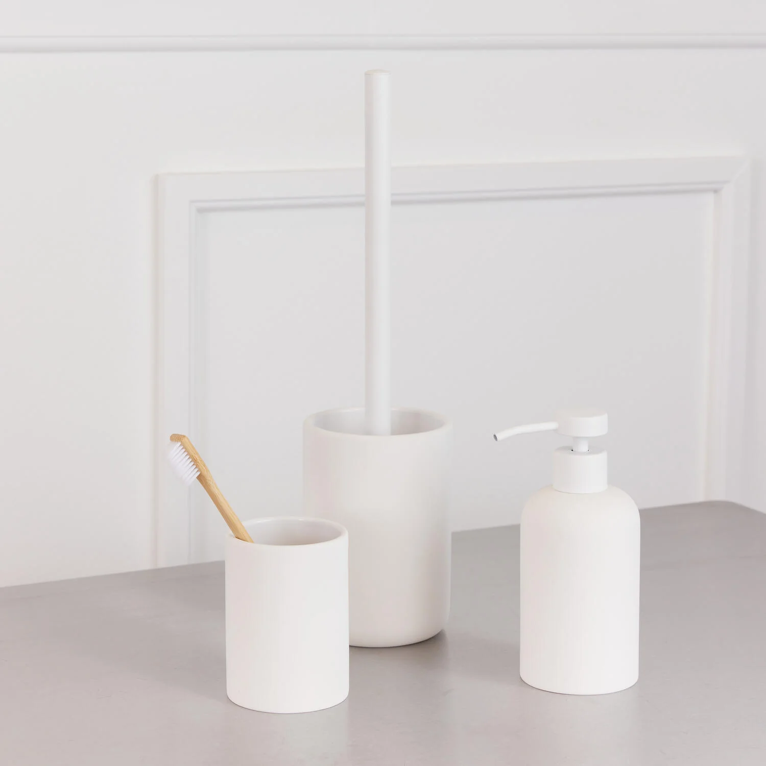 Bahne Interior  Ceramic Smooth sæbedispenser - hvid
