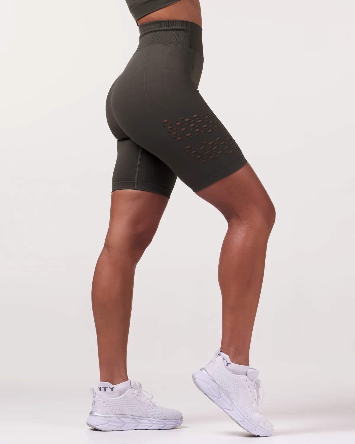 LEVITY Fade Mesh Seamless Shorts Green Forest