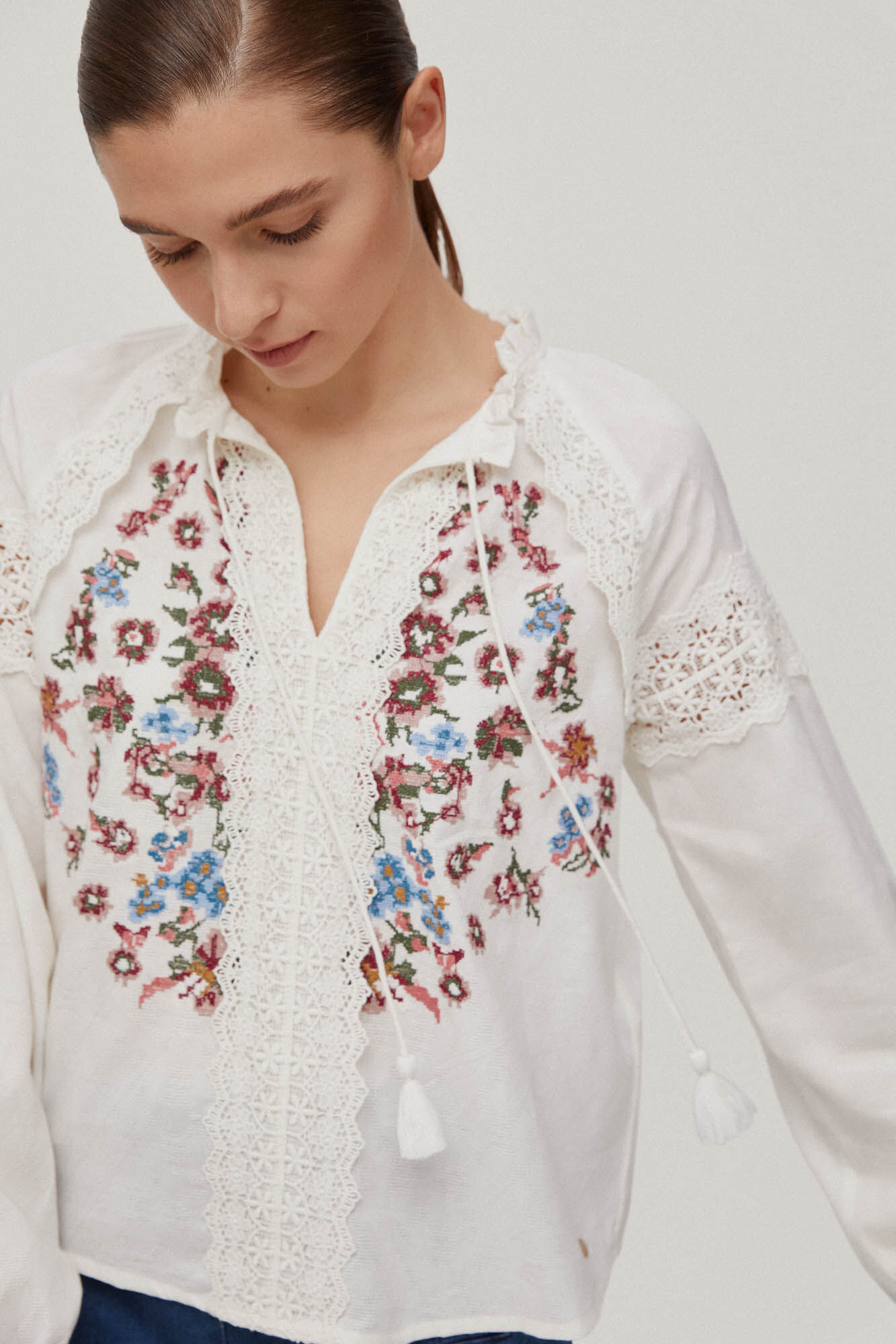 Blusa bordada Punto de cruz - Bege