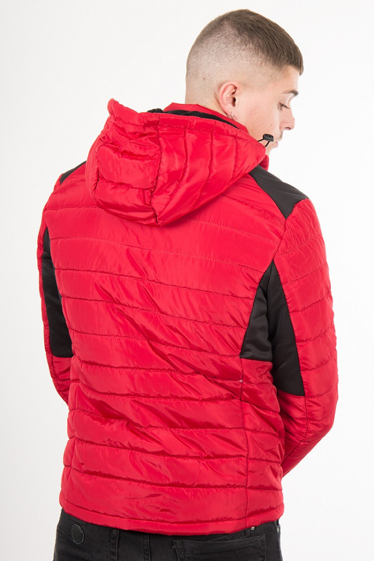 Veste matelassée rouge et noire