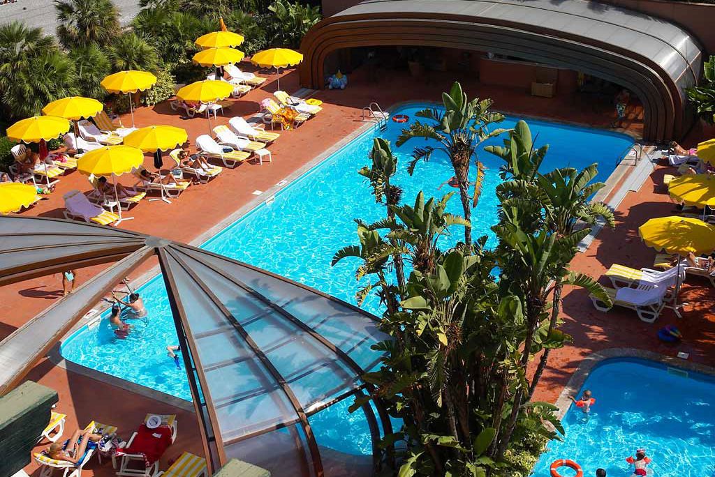 Fly & Go Caparena Logies en ontbijt - Hotel