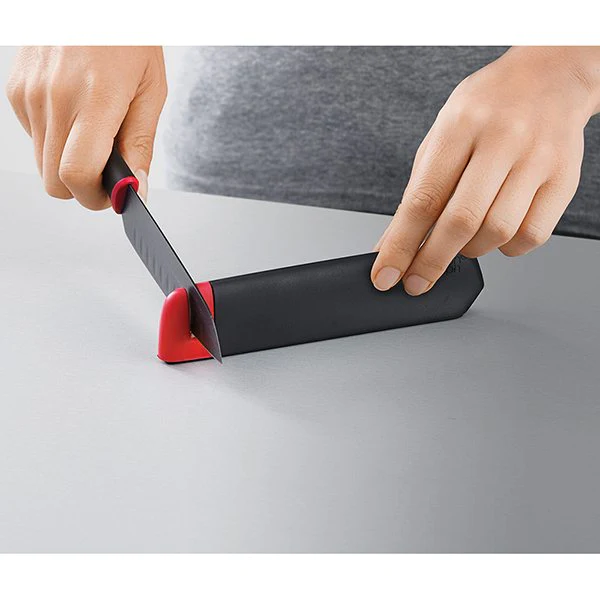 Set de 2 couteaux Chef et Office et fourreaux aiguiseurs céramique Jos