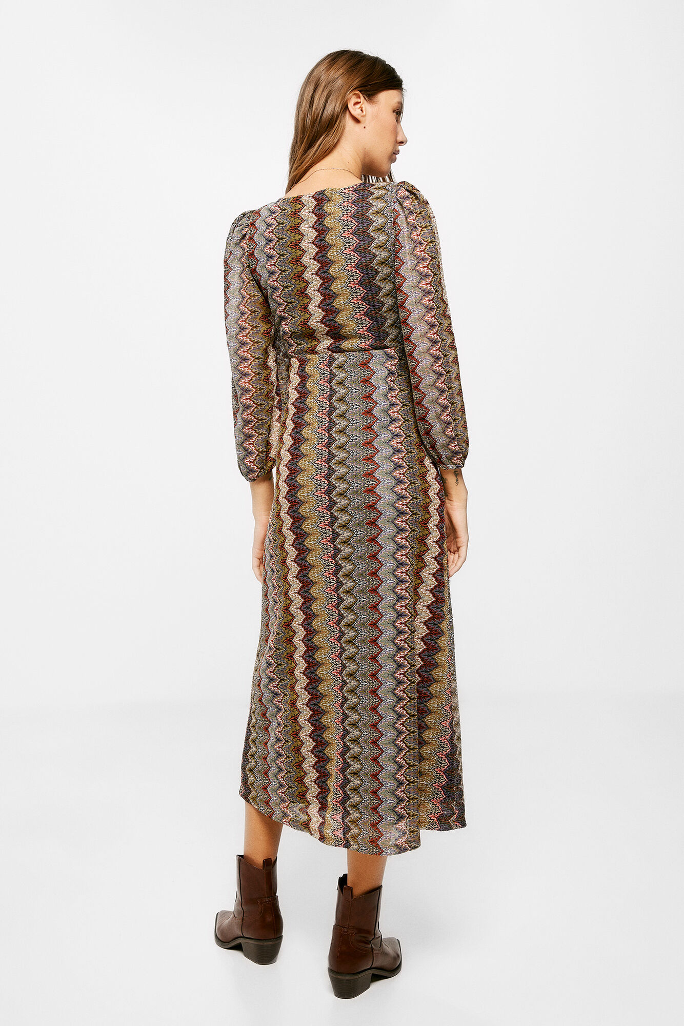 Vestido midi em ziguezague