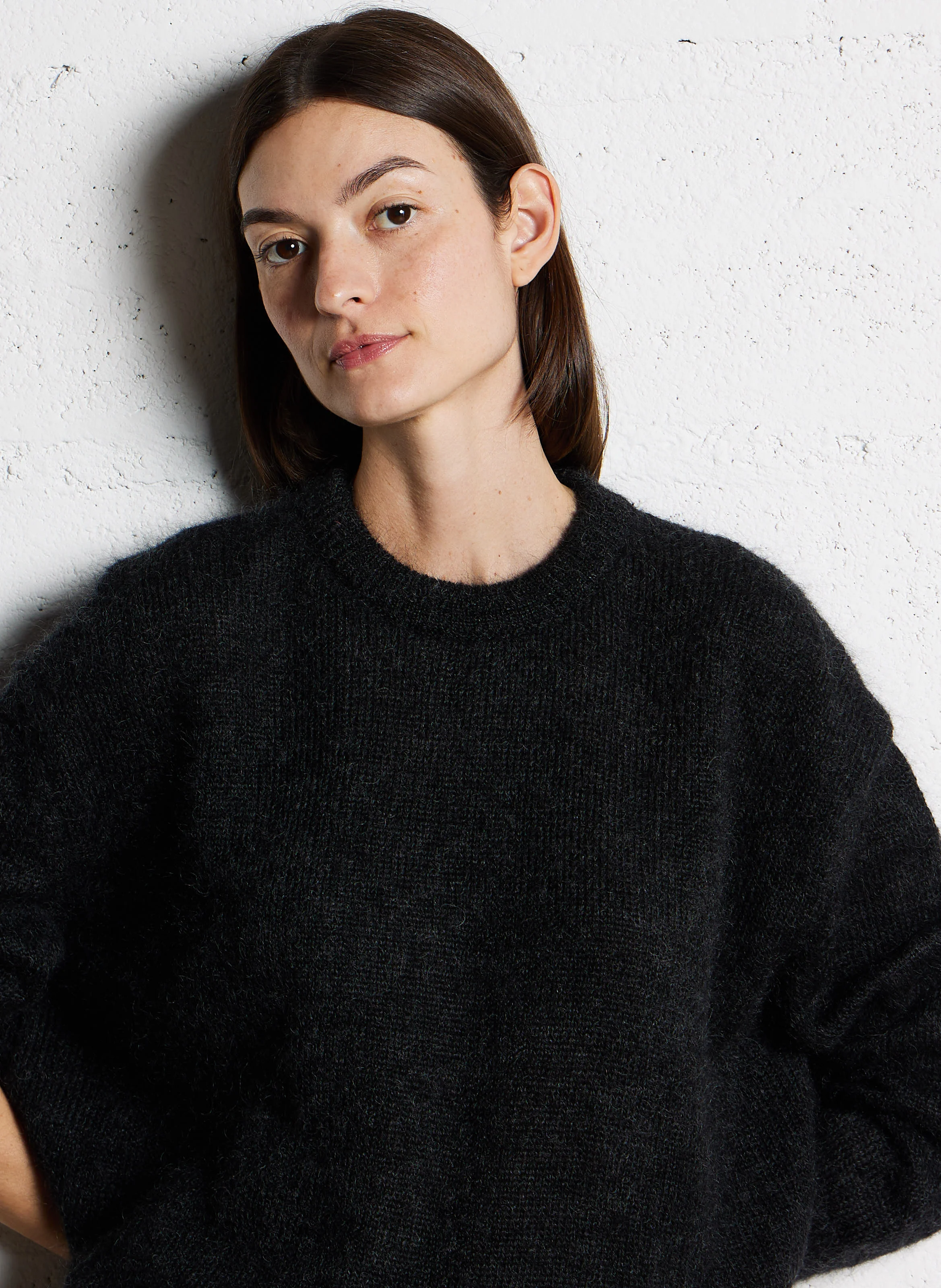 EVANNA - Pull ample col rond en mohair mélangé | Noir