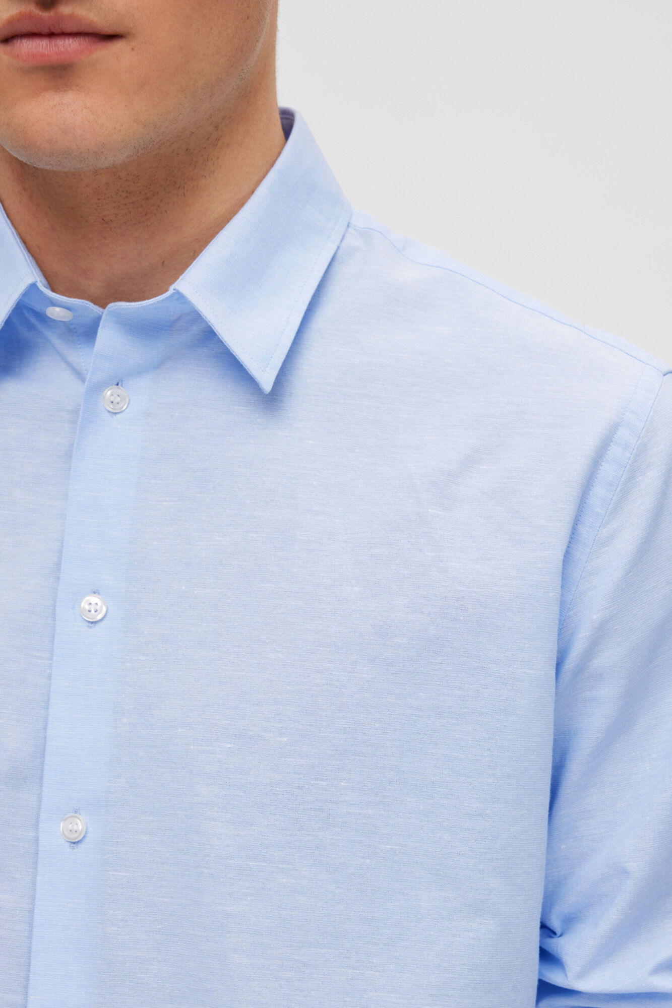 Camisa de manga comprida em linho e algodão orgânicos. - Azul
