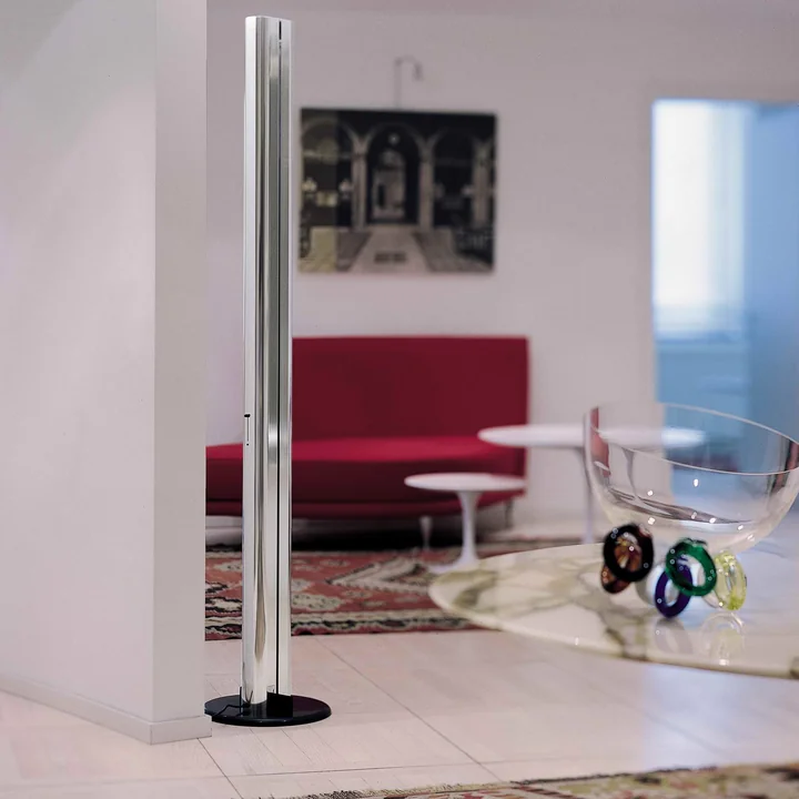 Artemide - Megaron Terra LED Stehleuchte, 2700K / aluminiumgrau