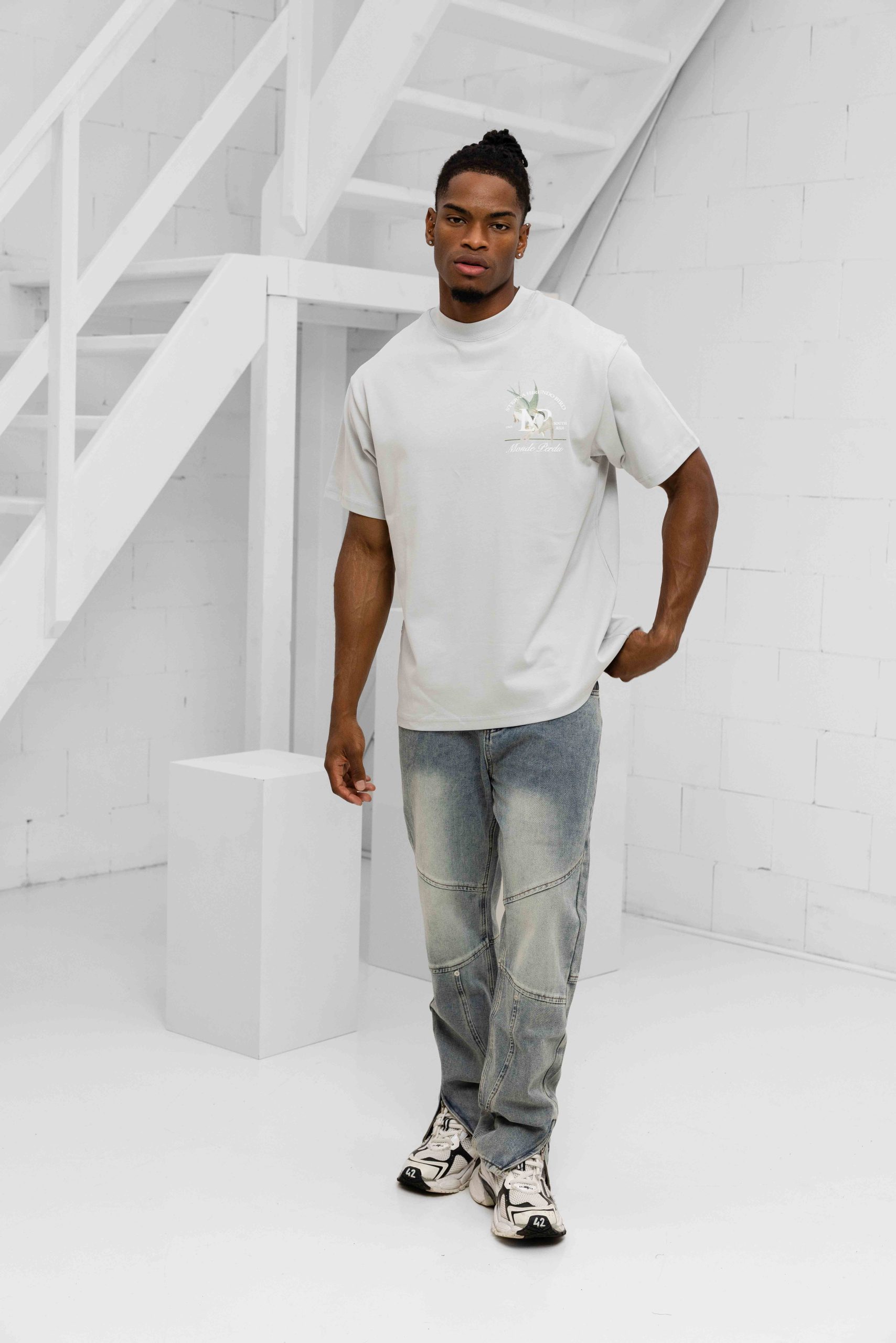 Le Monde Perdu Sterna T-Shirt Heren Lichtgrijs