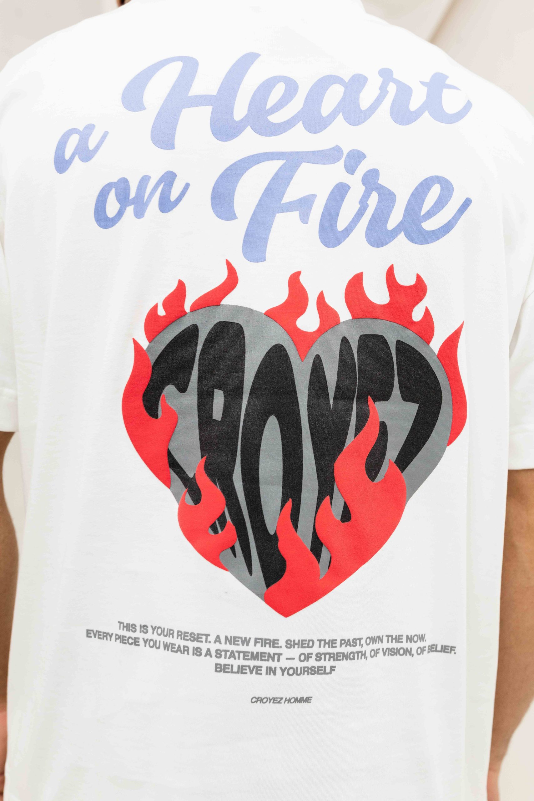 Croyez Heart On Fire T-Shirt Heren Gebroken Wit