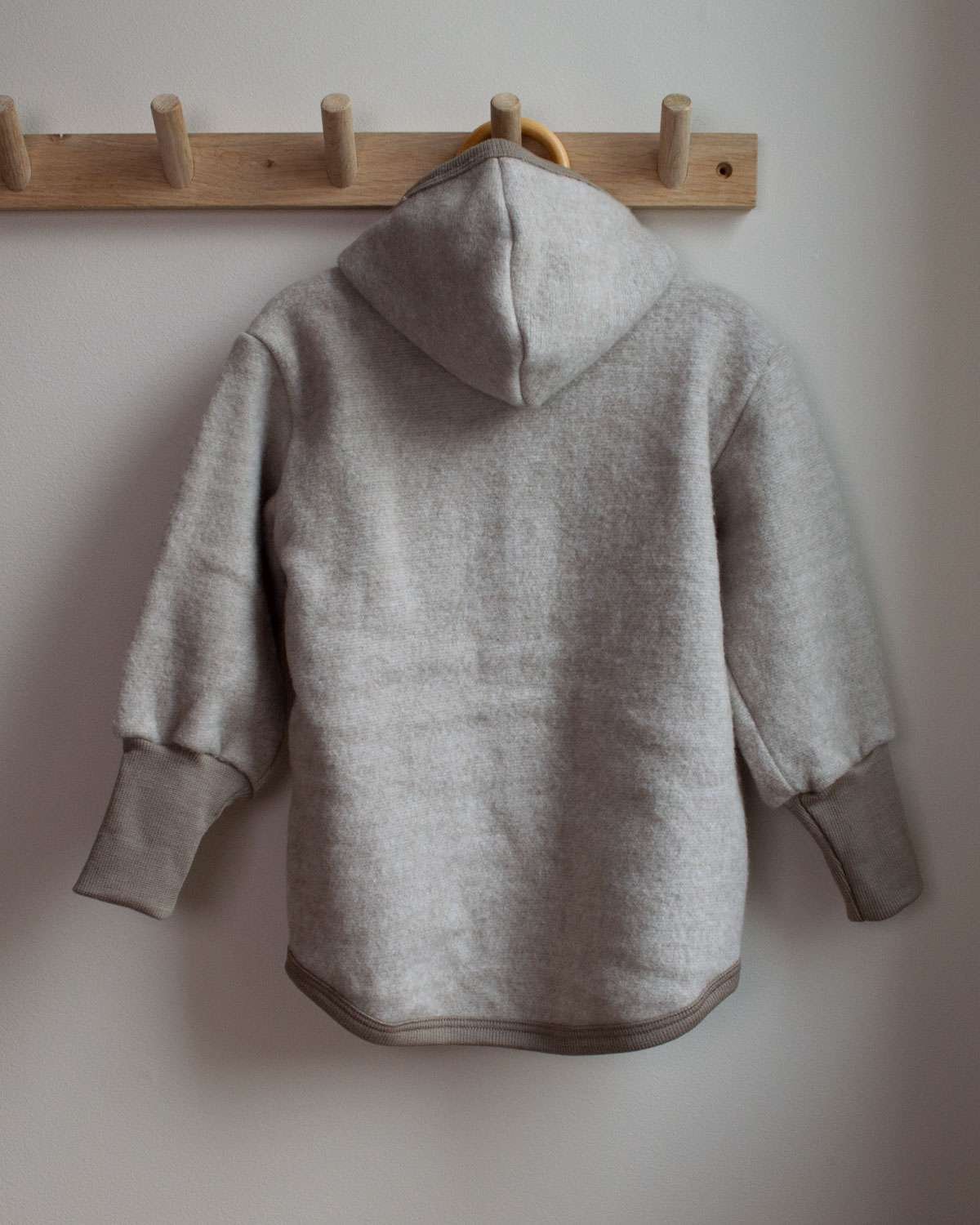 Babyjakke i ullfleece – ubehandlet ull