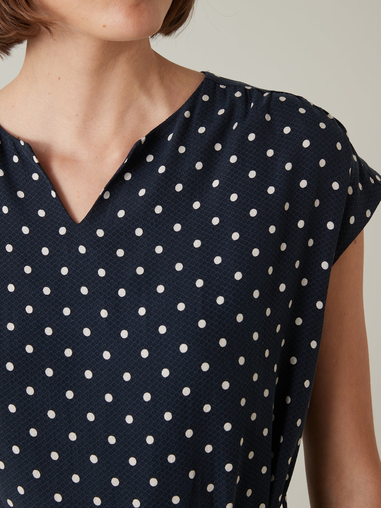 Robe-housse courte femme imprimé pois