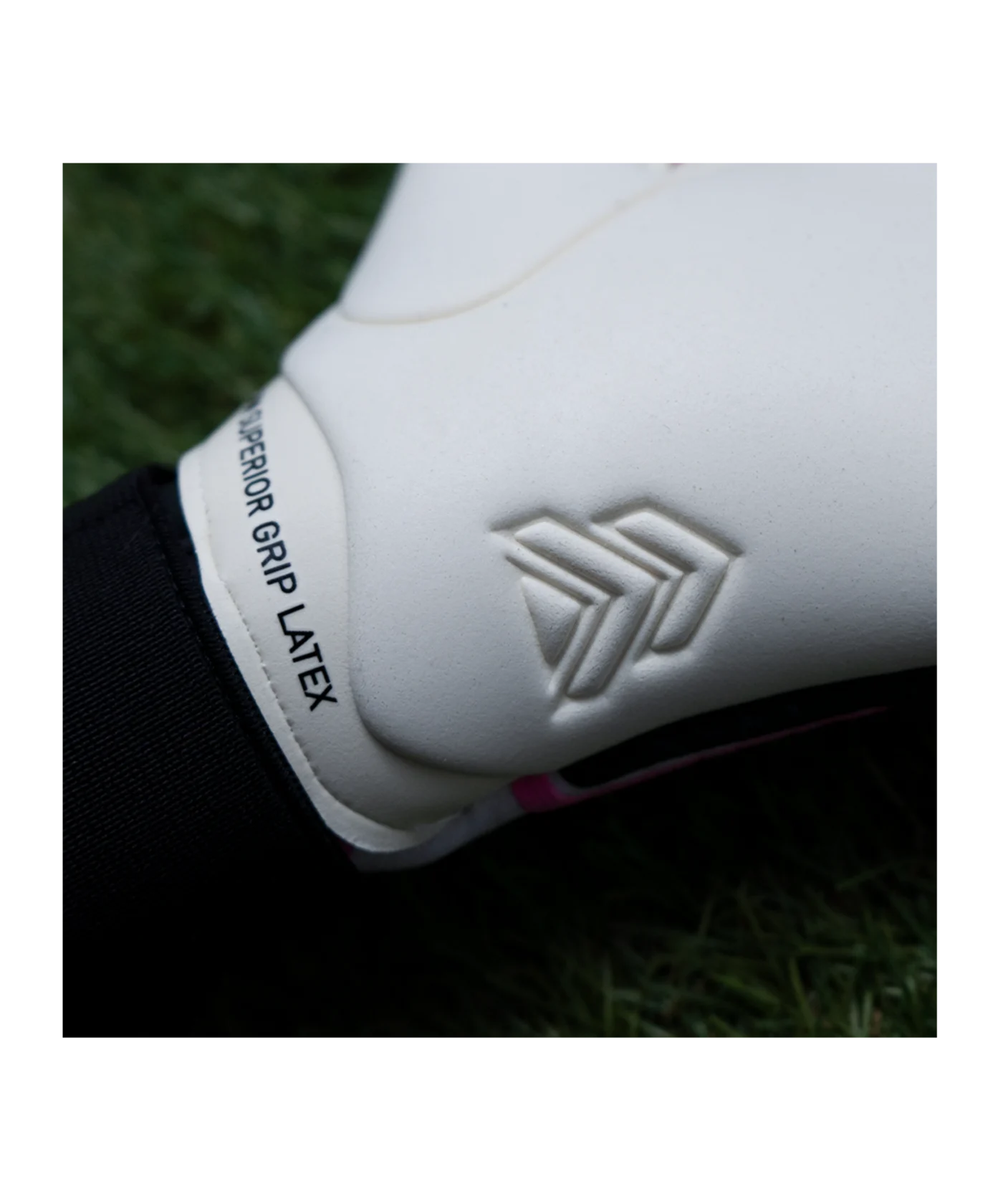 PUMA ULTRA Ultimate Hybrid TW-Handschuhe Phenomenal Pink F08