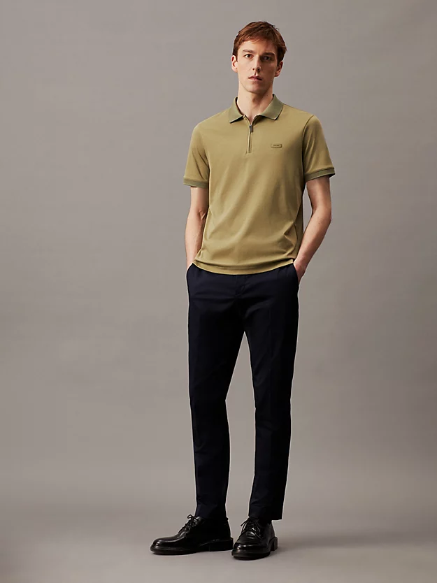 Camisa polo com gola de zíper