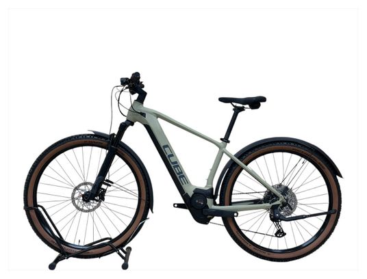 Produit reconditionné . Cube Reaction Hybrid Pro 625 Allroad Shimano Deore 2022 . VTT électrique . Cube . très bon état